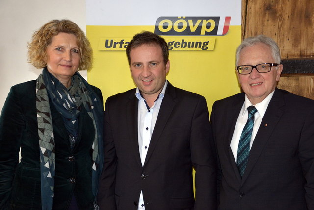 Eva-Maria Gattringer, Michael Hammer und Arnold Weixelbaumer (v. l.). | Foto: ÖVP/Kapl