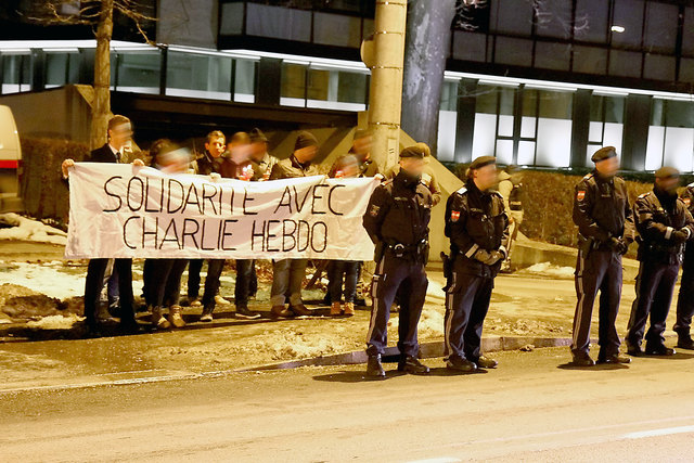 Das ist das Bild, um das es geht: Das FMT-Bild ist für die Veröffentlichung von der Stadtblatt-Redaktion bearbeitet worden, um alle Gesichter bis auf jenes von Andreas Reindl unkenntlich zu machen. | Foto: FMT Pictures T.A.