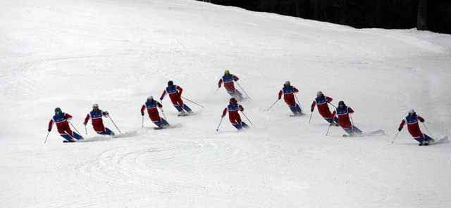 Das österreichische Demoteam des Skilehrerverbandes zeigt derzeit in der Lizum ihr Können! | Foto: privat