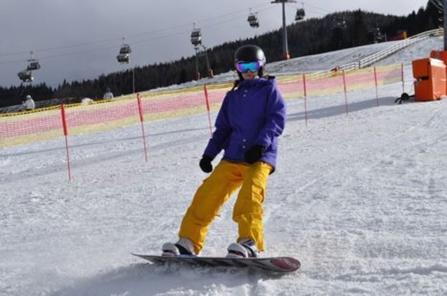 In den Disziplinen Snowboarden und Schifahren galt es sich bei den Winterspielen 2015 der Landjugend Bezirk Mürzzuschlag zu messen. Als Mannschaftssieger ging die OG Langenwang hervor. | Foto: LJ MZ