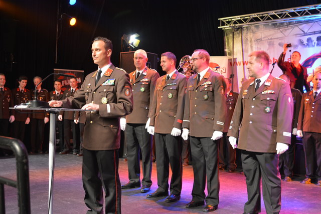 HBI Jürgen Hofer eröffnete den traditionellen Feuerwehrball im forum Kloster.