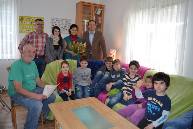 Brigitta Mair und Mark Morgan unterstützen in ihrem Lernstudio auch Flüchtlingskinder. | Foto: Privat