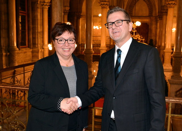 Gesundheitsministerin Sabine Oberhauser und Geschäftsführer Mag Andreas Achrainer