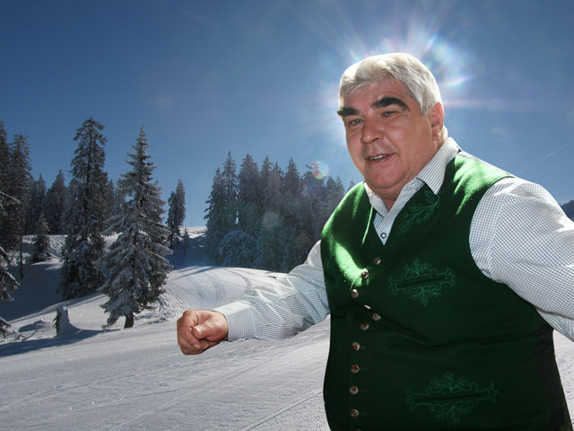 "Rußbach ist ein Schneeloch", strahlt Bgm. Grasl, "nicht einmal die Tiroler können mit uns mithalten."