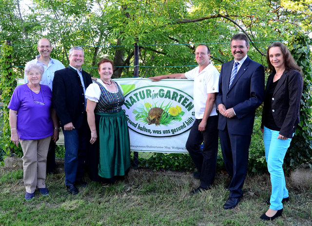 Ab März 2015 kann man sich im Kräuterdorf Neuruppersdorf wieder zur Kräuterhexe oder zum Kraudara ausbilden lassen. Das Ausbildungsteam freut sich auf viele Kräuterliebhaber. | Foto: AGRAR Plus GmbH