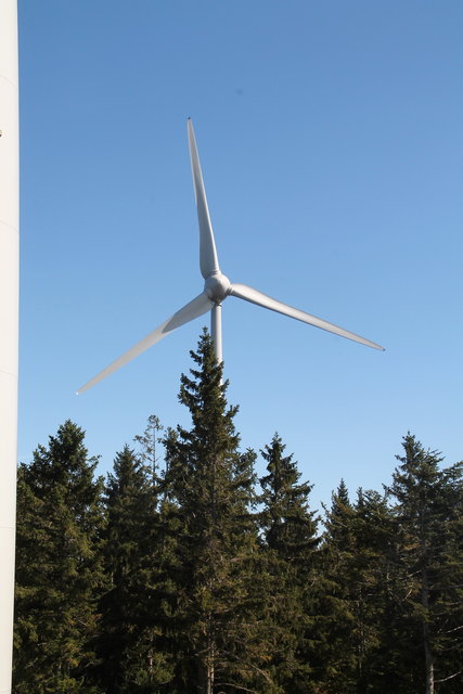 Auch die Windkraftanlage am Masenberg zählt zu den erneuerbaren Energiequellen.