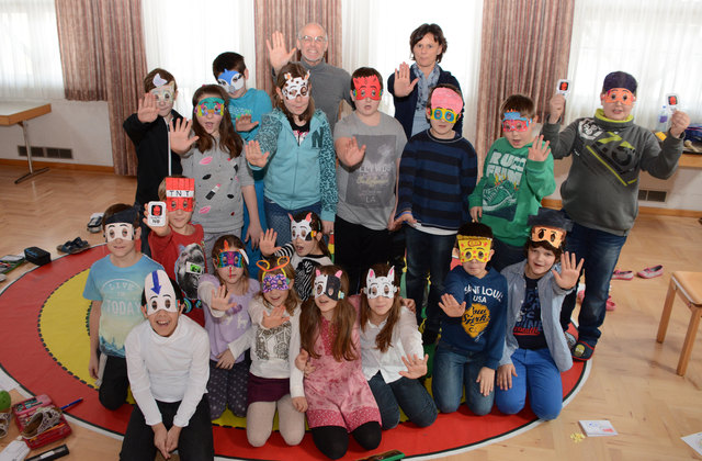 Welche Informationen gebe ich wo über mich preis, das erarbeiteten die Kinder der VS Weiz mit Alexander Schmelzer.