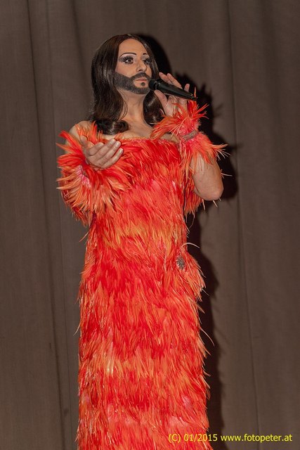 Francesco Cardeloni als Conchita Wurst Imitation