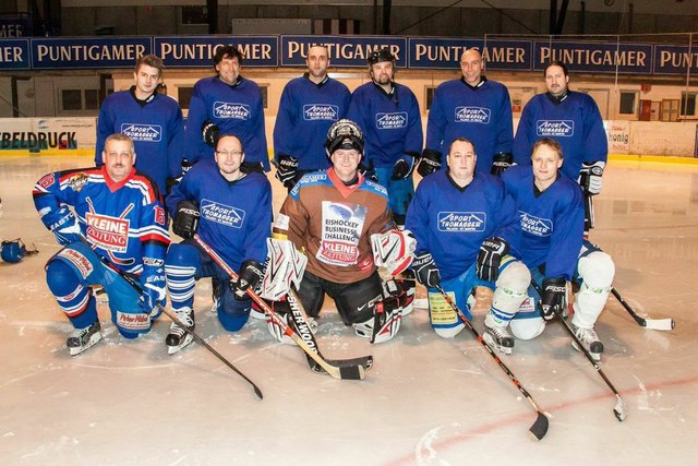 Dream Team (die Mannschaft kommt aus der Gemeinde)
stehend v. l. A.Nindler, A.Blasge, O.Korb, R.Klammer, G.Weber, H.Mirnig,
Vorne v.l. S.Platzner, Ch.Knaller, P.Reiter, E.Obriessnig, A.Knaller | Foto: KK