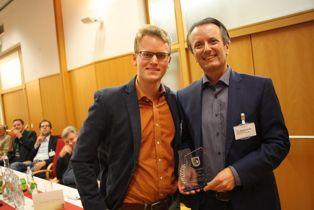 Installateur Biedermann feiert sein 55jähriges Firmenjubiläum. Armin Biedermann (am Bild mit Sohn Martin) führt den Betrieb seit 25 Jahren.