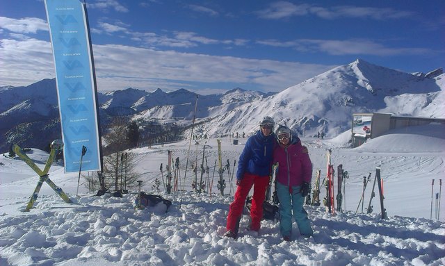 Skikursbegleitlehrer Mag. Ulrike Feigl-Schöttner und Madlene Piringer | Foto: BRG Waidhofen