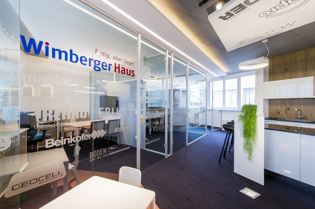 WimbergerHaus Kunden und Interessenten können sich vor oder während der Planungsphase im neuen Schauraum inspirieren lassen. | Foto: WimbergerHaus