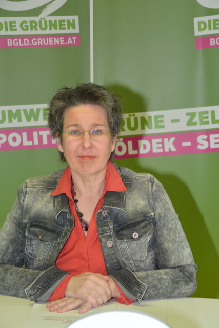 Dialog suchen statt Strafen – so das Motto von Grünen-Chefin Regina Petrik zur Integration an den Schulen