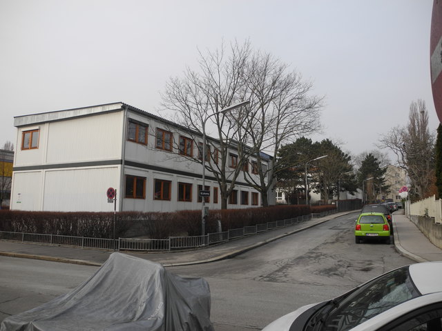 Hier um die Krotti Schule am Labanweg soll Döblings erste Begegnungszone entstehen