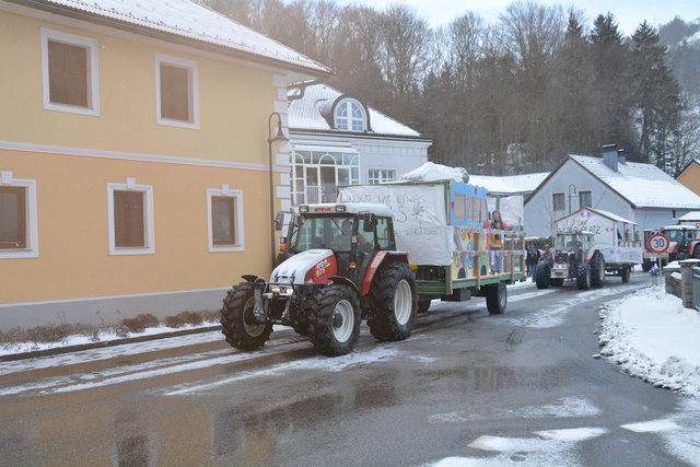 Die JVP Randegg thematisierte "Legalisierung von Cannabis" auf amüsante Weise.