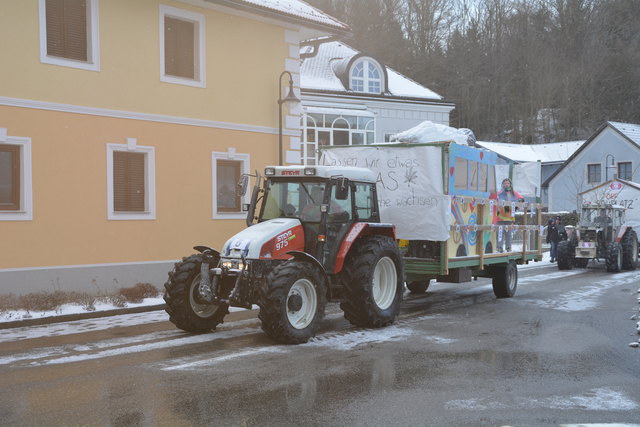 Die JVP Randegg thematisierte "Legalisierung von Cannabis" auf amüsante Weise.