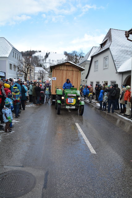 Der Randegger Faschingsumzug begeisterte Jung und Alt.