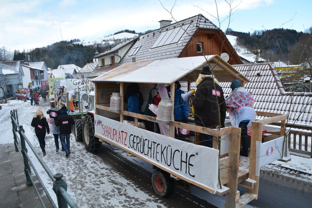 Der Randegger Faschingsumzug begeisterte Jung und Alt.