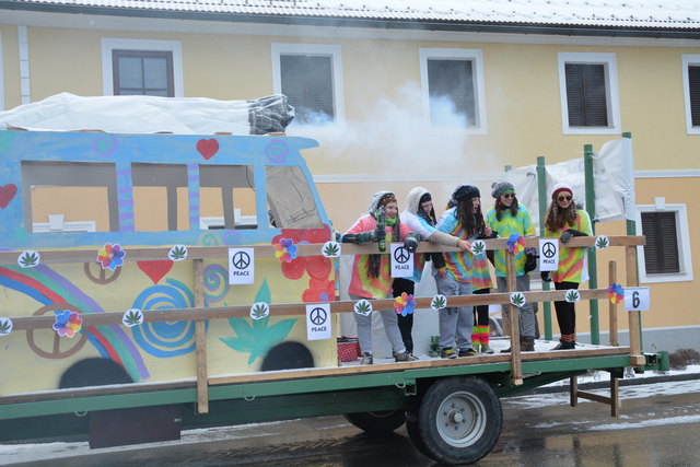 Die JVP Randegg thematisierte "Legalisierung von Cannabis" auf amüsante Weise.