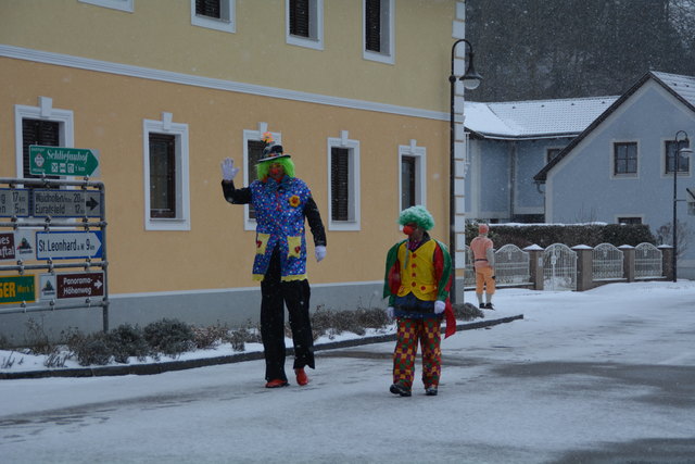 Der Randegger Faschingsumzug begeisterte Jung und Alt.