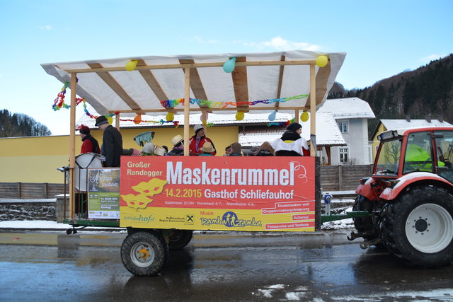 Der Randegger Faschingsumzug begeisterte Jung und Alt.