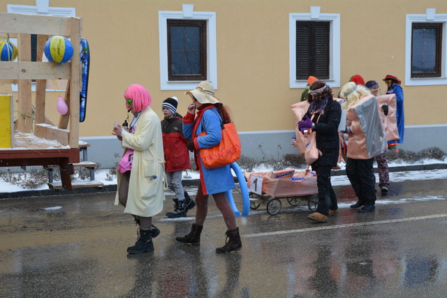 Die "Brüssel Heu-Challenge" war das Thema der Puchberger Bauern.