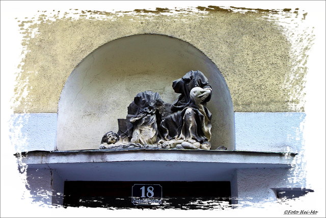 Dieses interessante Ensemble fand ich in der Ziegelofengasse....