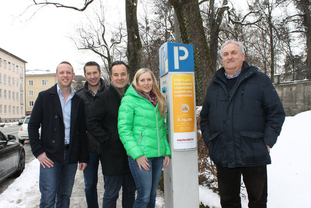 Robert Selner (Produktmanager Progress Werbung), Dominik Sobota (Prokurist Progress Werbung), Christian Salic (Geschäftsführer Christian Salic, Werbe- und Designagentur), Kerstin Wedam (Tourismusverband Mauterndorf), Peter Schitter (Obmann Tourismusverband Mauterndorf). | Foto: TVB Mauterndorf/Alexandra Cezmah
