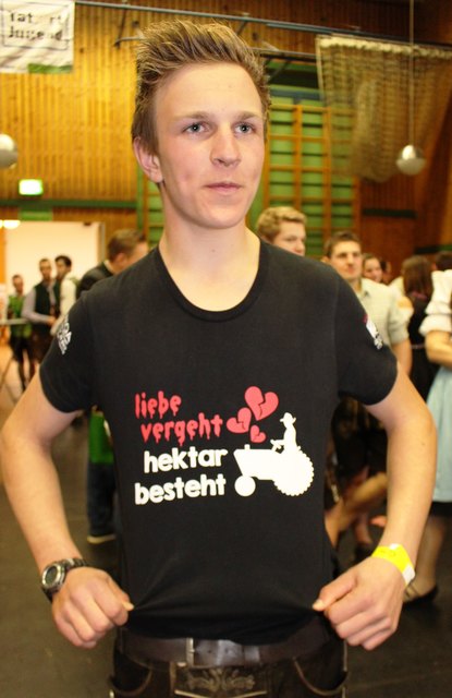 Gesehen beim Tag der Landjugend in Hartberg. Die Landjugend Zeutschach (Murau) schrieb in Eigenregie ein Theaterstück mit diesem Titel.