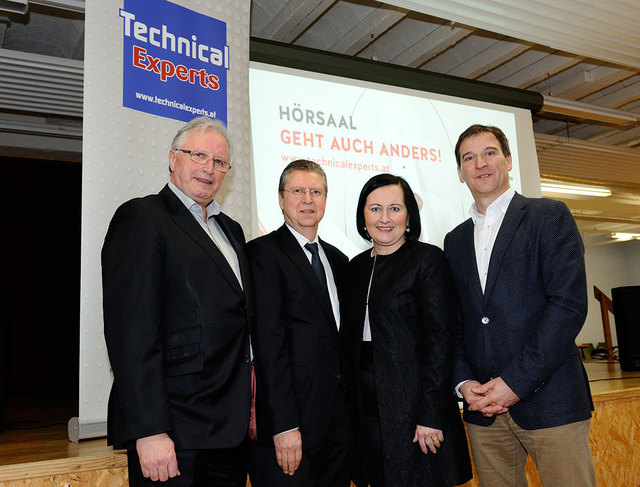 v.l. Friedrich Malli (Direktor BORG Deutschlandsberg), Erich Mayer (Vorsitzender Fachvertretung Fahrzeugindustrie in der WKO Steiermark), Elisabeth Meixner (Amtsführende Präsidentin des Landesschulrats Steiermark), Herbert Brunner (Innungsmeister der steirischen Mechatroniker). | Foto: Technical Experts / Strametz