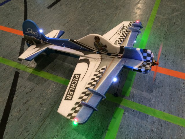 Schärdings Hobbypiloten werden erstmals ihr Können samt atemberaubender Show in der Bezirkssporthalle zum Besten geben.