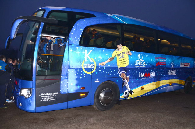 Pepi Lechner brachte die 32 Mann Gruppe mit dem vereinsbus sicher nach Medulin. | Foto: KK