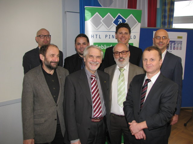 v. l. n. r.: AV DI Rudolf Hochwarter, DI Erich Draxler, DI Johannes Fechner, Ing. Robert Angermayr, Ing. Ernst Krause, Ing. Christof Sief, DI (FH) Dr. Christian Heschl und Mag. Hans Engel | Foto: HTL Pinkafeld