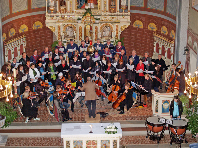 Der Kirchenchor Tarrenz und das Orchester der LMS Imst freuen sich auf zahlreichen Besuch. | Foto: LMS Imst