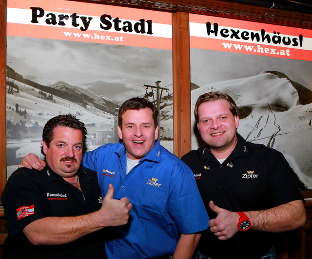 "Oberhexer" Manz Löser mit Marc Pircher und Gitarrist Mani Wagner.