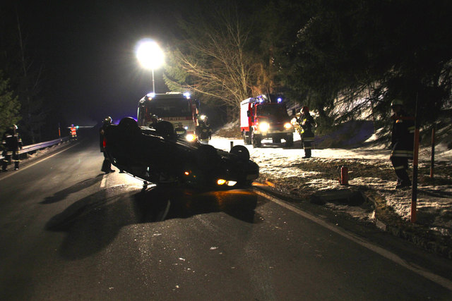 Die Gaminger Feuerwehr hatte bei ihrem nächtlichen Einsatz am Grubberg einiges zu tun. | Foto: Buchmasser
