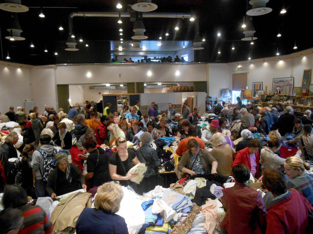 Der traditionelle Flohmarkt des ATSV Stadl-Paura im Volksheim in Stadl-Paura.