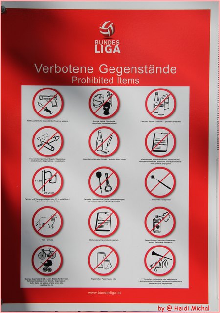 gesehen beim Eingang von der Generali Arena