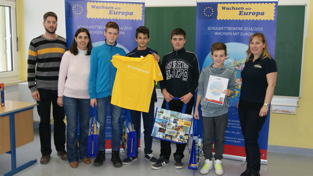 Das siegreiche Team der NMS Großpetersdorf.