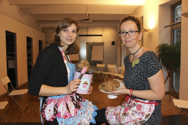 Tina Ganser und Astrid Draxler lieben Süßes – und geben ihr Backwissen in Workshops an Gleichgesinnte weiter
