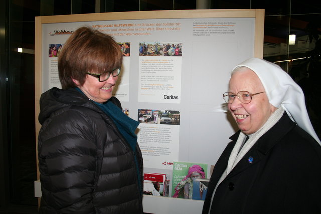 Interaktive Wanderausstellung: Auf den Spuren Tiroler MissionarInnen