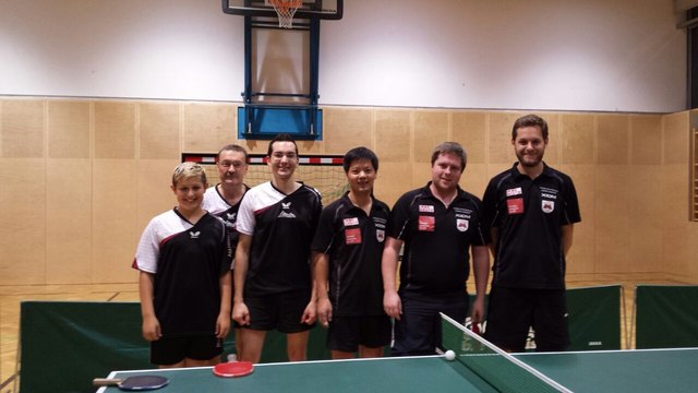 Spg AustriAlpin Fulpmes mit Fabian Kindl,Ernst Barth,Michael Barth und den Spielern von SvgTyrol5 . Links Zheng Jianyong, Mitte Wastlschmid Wolfgang, Rechts Lindner Nikolai | Foto: Michael Barth  von der Herbstrunde