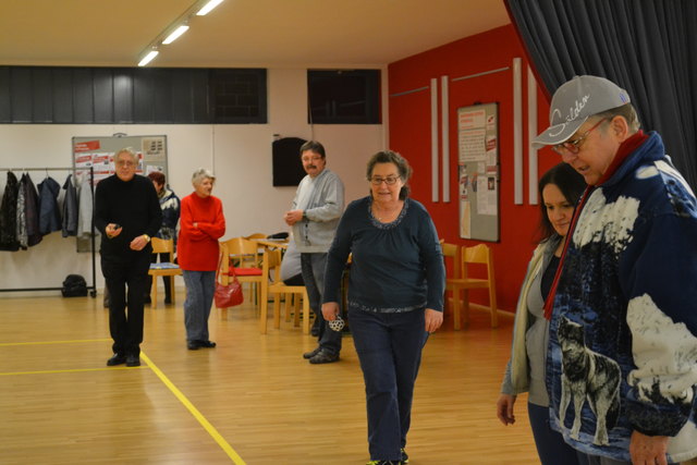 Wer bekommt jetzt den Punkt? Es geht um jeden Zentimeter.