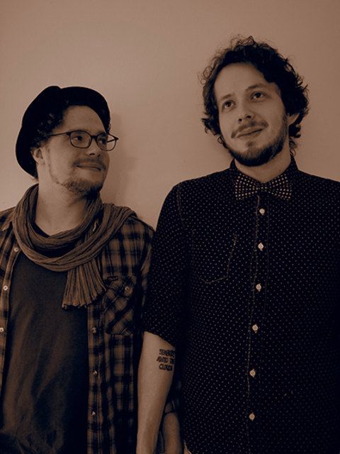 Die Moderatoren Jonas Scheiner und Henrik Szanto | Foto: Alina Biblik