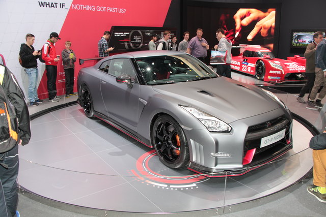 Nissan GT-R