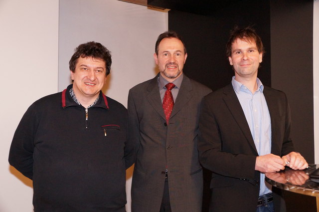 Kulturreferent Josef Fürst, Bürgermeister Martin Götz und Vizebürgermeister Bernhard Freiberger beim Infoabend in Rattenberg.