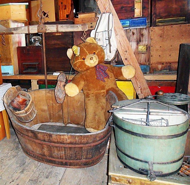 ANNO DAZUMAL alte Gegenstände Kufstein