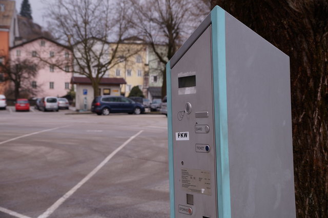 Laut Bürgermeister würde eine Schrankenanlage für die Parkplätze rund eine Million Euro kosten.