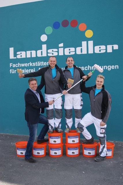 Unternehmer Dietrich Landsiedler, Werner Regenfeldner, Marcus Oberwandling und Juniorchef Philipp Landsiedler | Foto: KK