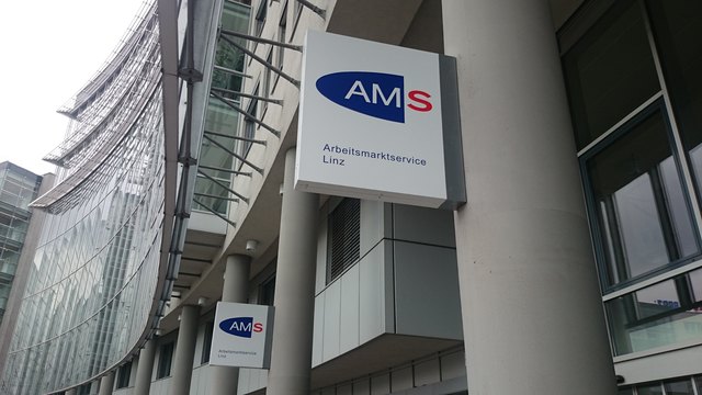 Info-Abend: "Aktuelle Ausbildungs- und Beschäftigungsmöglichkeiten" am 13. April um 19:00 Uhr